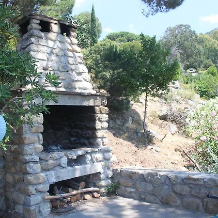 Casa La Pineta Patresi Guest house *